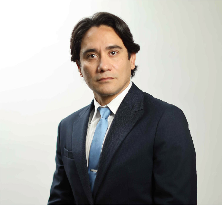 Dr. Rubén Ramones
